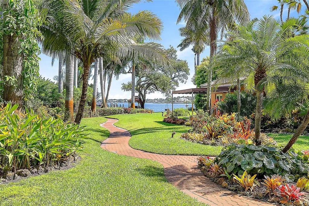 5900 Pennock Point Road Jupiter FL 33458