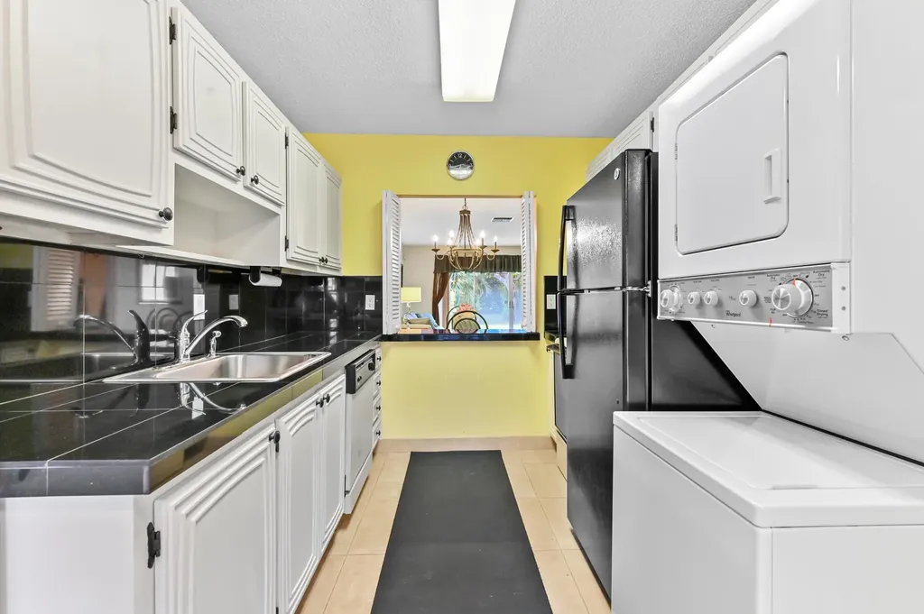 13988 Via Flora Delray Beach FL 33484