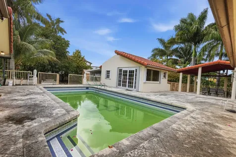 7445 N Augusta Drive Hialeah FL 33015