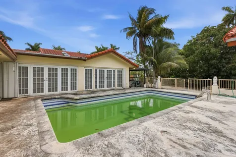 7445 N Augusta Drive Hialeah FL 33015