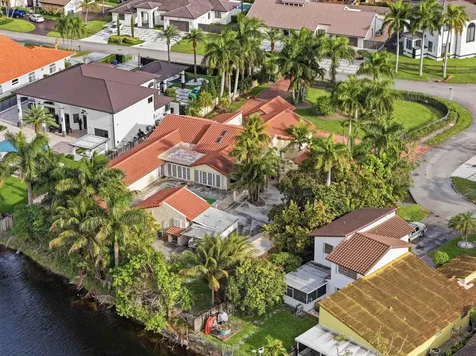 7445 N Augusta Drive Hialeah FL 33015