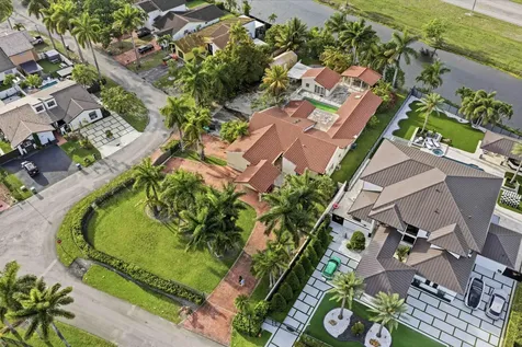 7445 N Augusta Drive Hialeah FL 33015