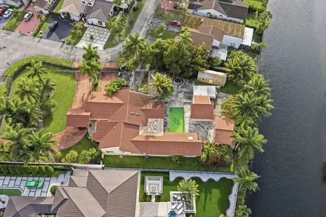 7445 N Augusta Drive Hialeah FL 33015