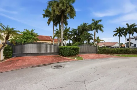 7445 N Augusta Drive Hialeah FL 33015