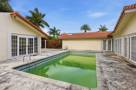 7445 N Augusta Drive Hialeah FL 33015