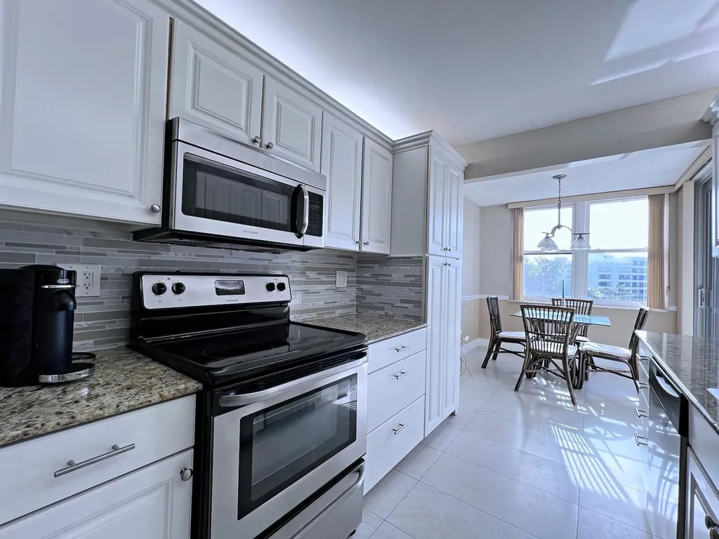 3546 S Ocean Boulevard South Palm Beach FL 33480