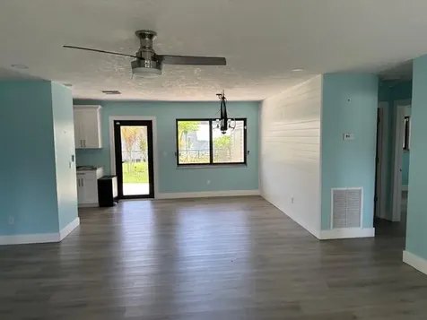 907 SE Lake Street Stuart FL 34994