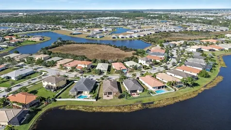 12115 SW Bennington Circle Port St Lucie FL 34987