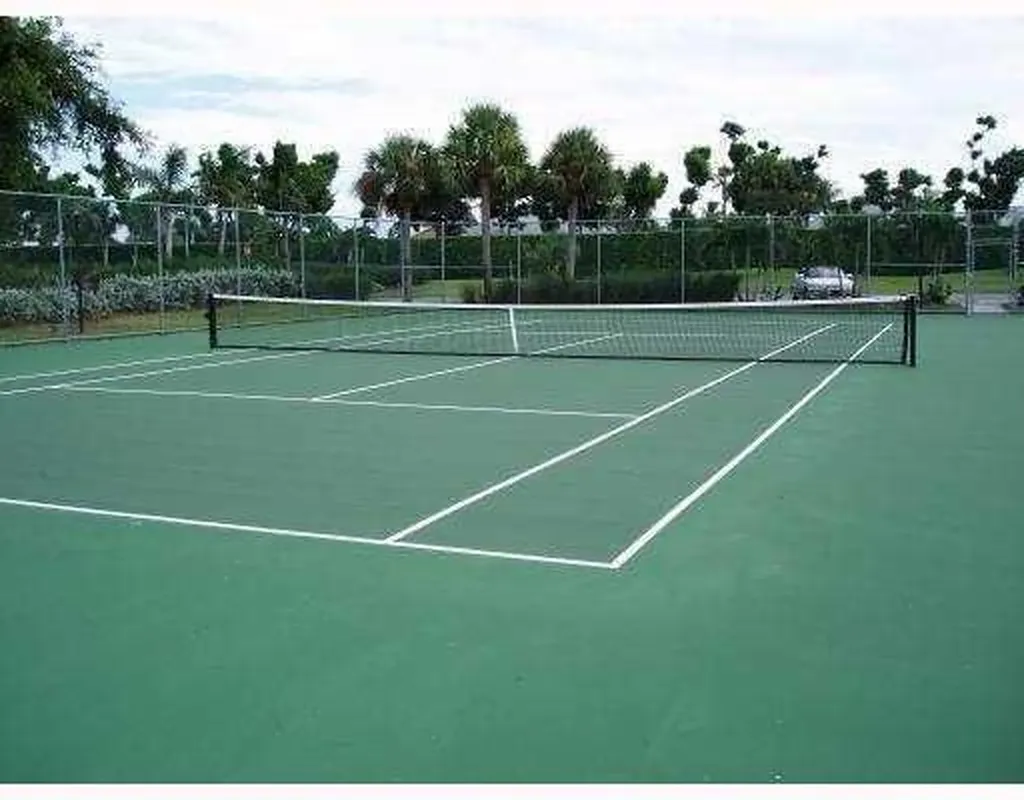 709 Meadows Circle Boynton Beach FL 33436