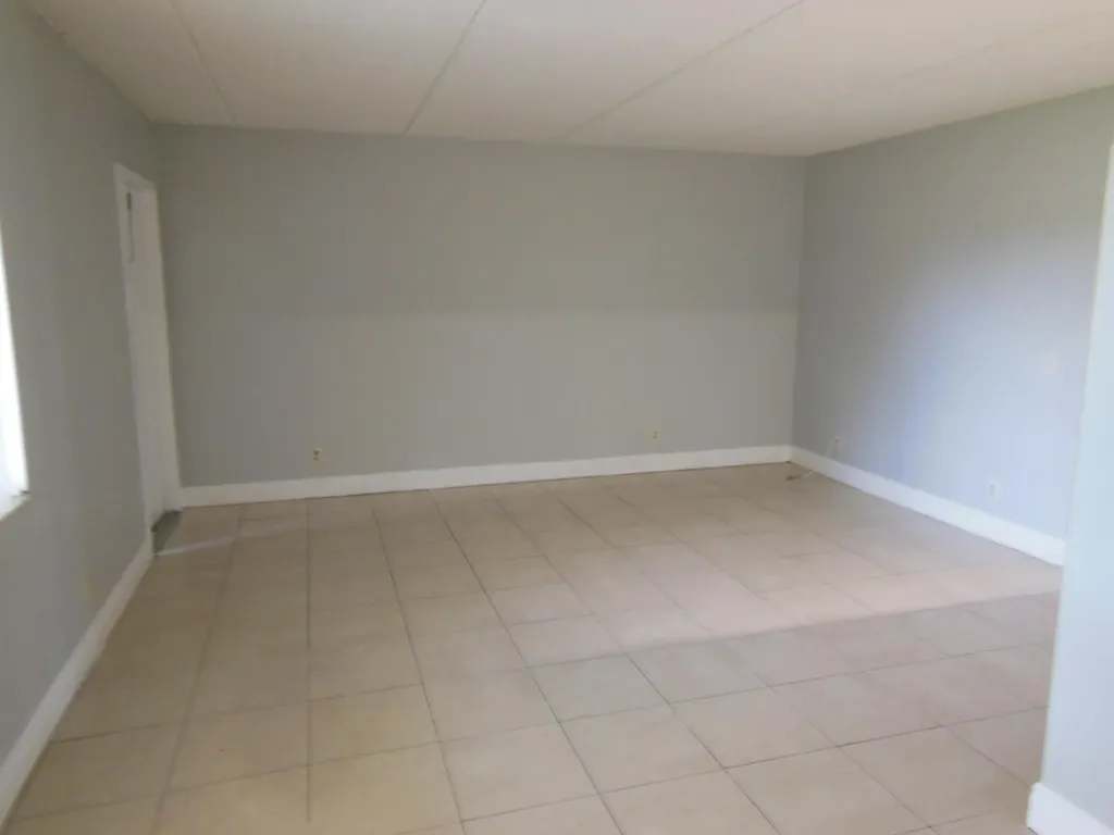 709 Meadows Circle Boynton Beach FL 33436