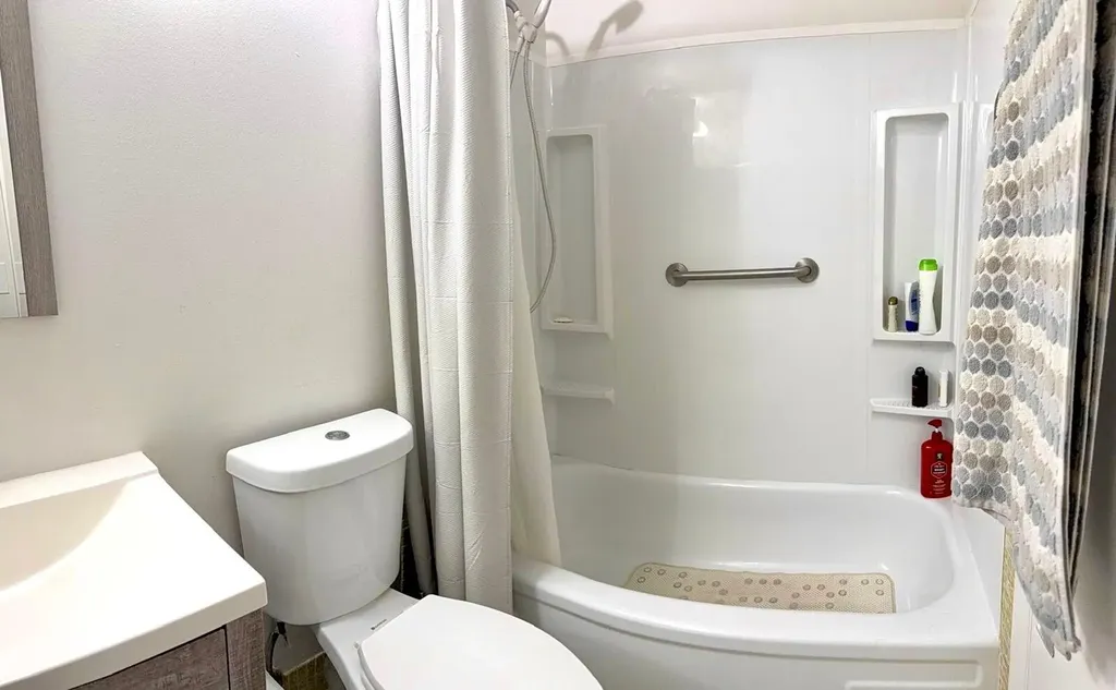 63 Windsor C West Palm Beach FL 33417