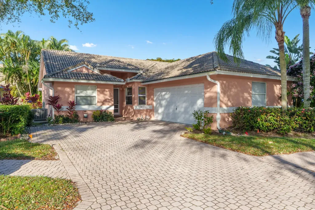 5260 Grande Palm Circle Delray Beach FL 33484