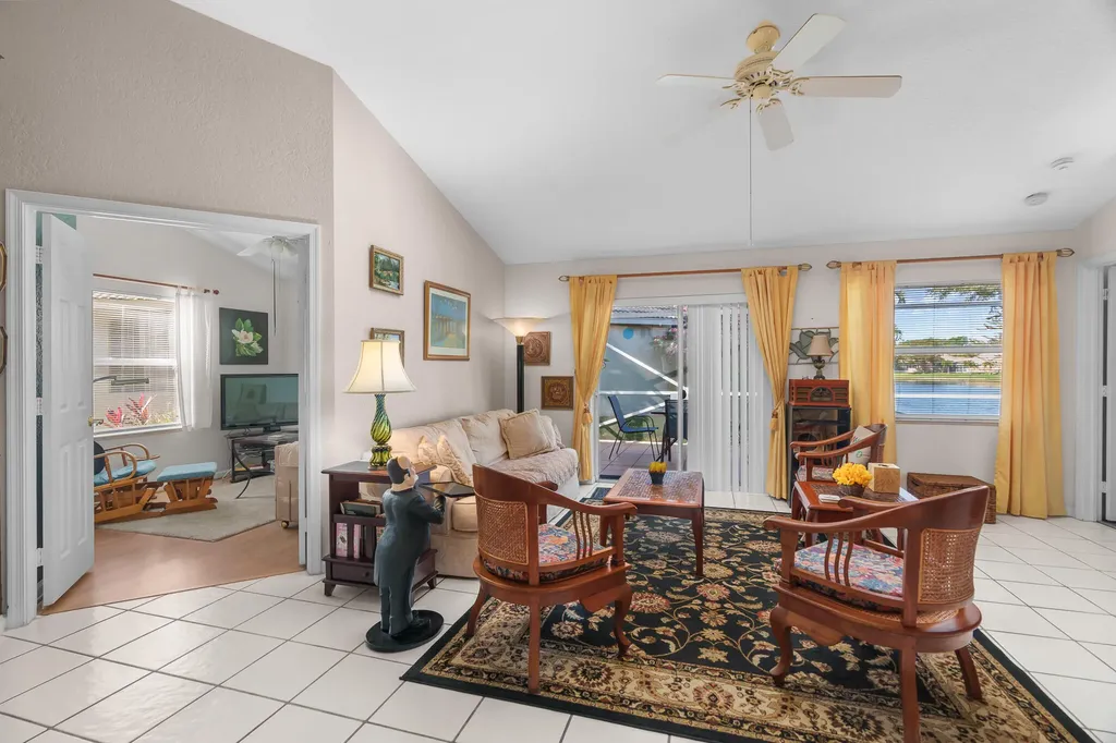 5260 Grande Palm Circle Delray Beach FL 33484