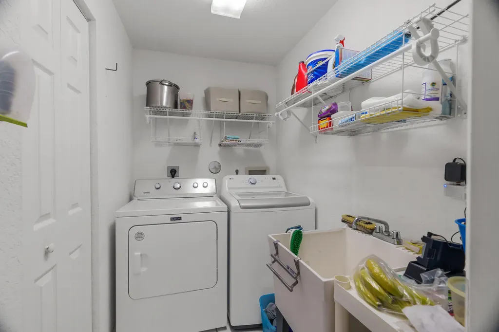 5260 Grande Palm Circle Delray Beach FL 33484