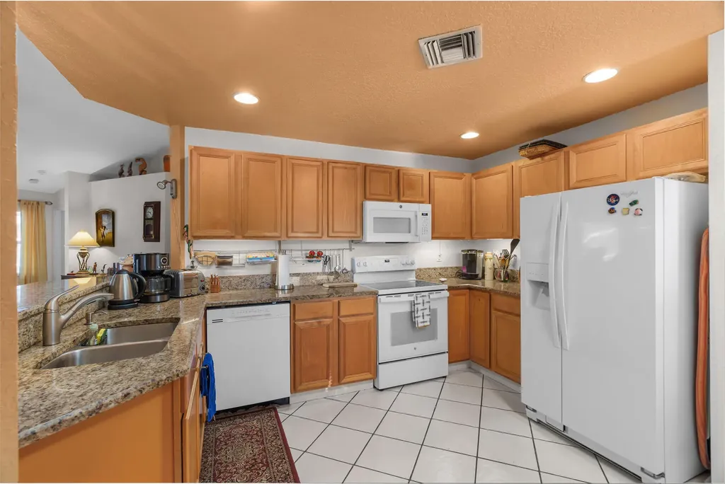 5260 Grande Palm Circle Delray Beach FL 33484