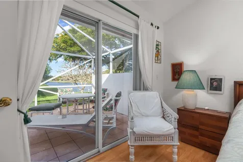 5260 Grande Palm Circle Delray Beach FL 33484