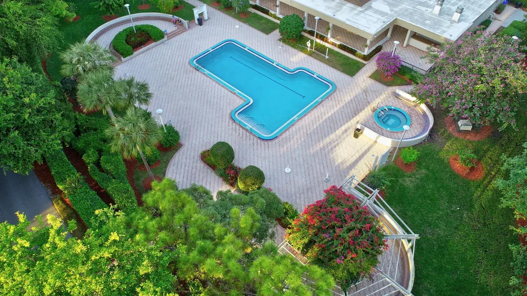 2070 Homewood Boulevard Delray Beach FL 33445