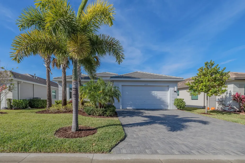 11952 SW Bristol Bay Drive Port St Lucie FL 34987