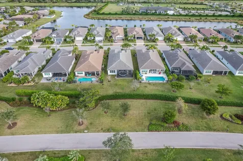 11952 SW Bristol Bay Drive Port St Lucie FL 34987
