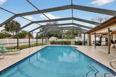 1543 SE Chiffon Avenue Port St Lucie FL 34952