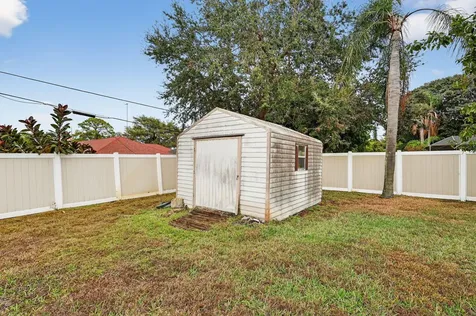 1543 SE Chiffon Avenue Port St Lucie FL 34952