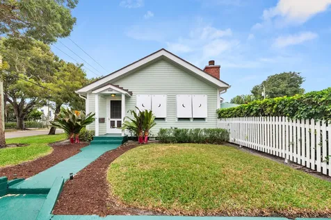 800 Kanuga Drive West Palm Beach FL 33401