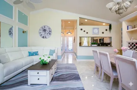 10068 SW Oak Tree Circle Port St Lucie FL 34987