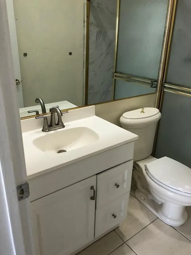 299 SW 7th Street Boca Raton FL 33432