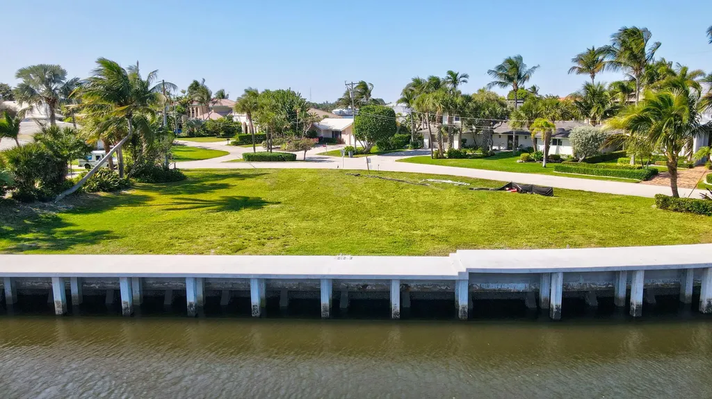 25 Sabal Island Drive Ocean Ridge FL 33435
