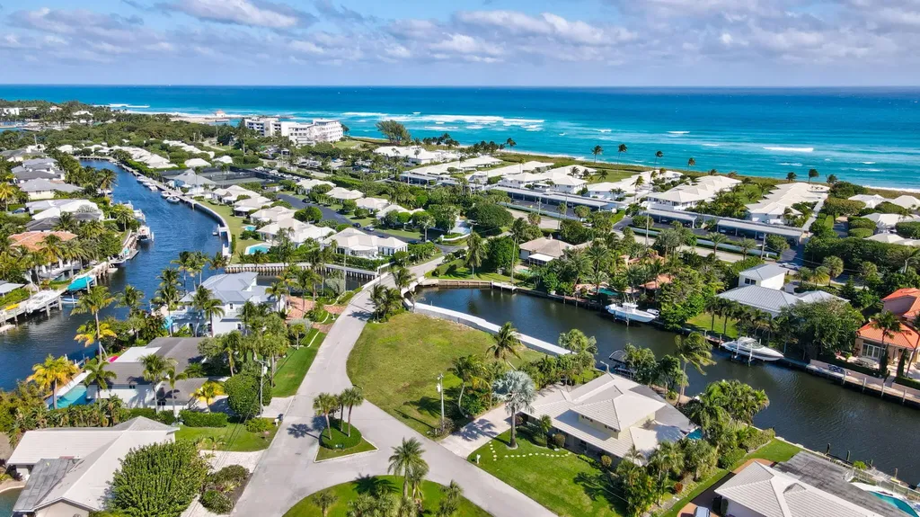 25 Sabal Island Drive Ocean Ridge FL 33435
