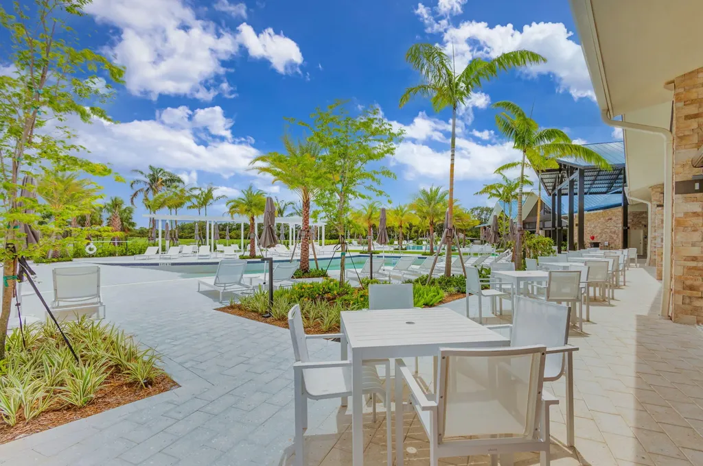 13706 Cross Pointe Drive Palm Beach Gardens FL 33418