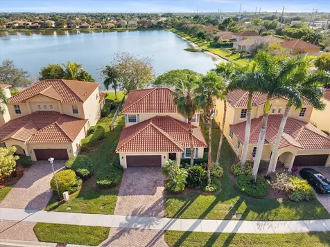 10712 Willow Oak Court Wellington FL 33414