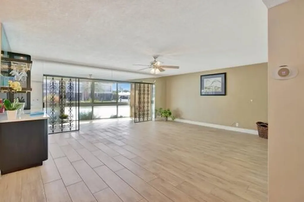 3050 NE 48th Street Fort Lauderdale FL 33308