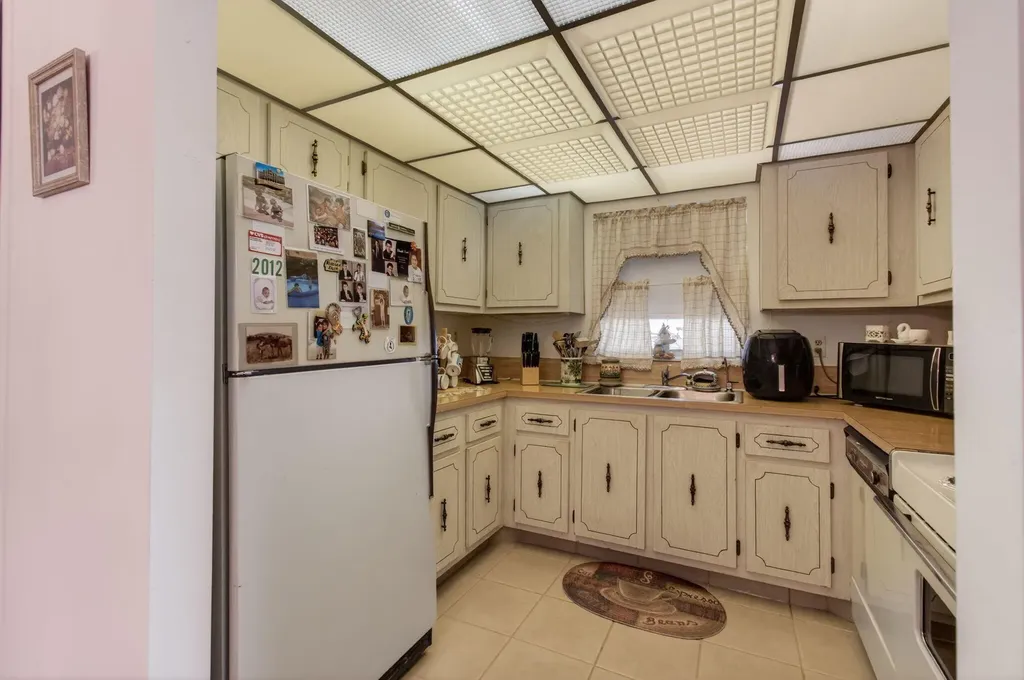 14339 Canalview Drive Delray Beach FL 33484
