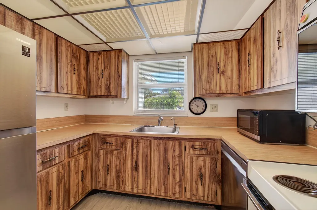 5392 Lakefront Boulevard Delray Beach FL 33484
