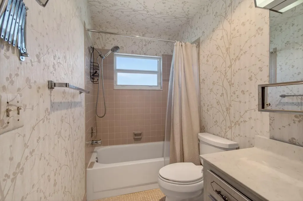 5392 Lakefront Boulevard Delray Beach FL 33484