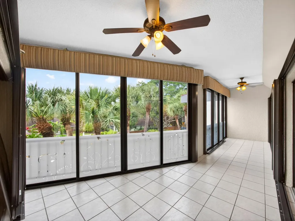 1660 Twelve Oaks Way North Palm Beach FL 33408