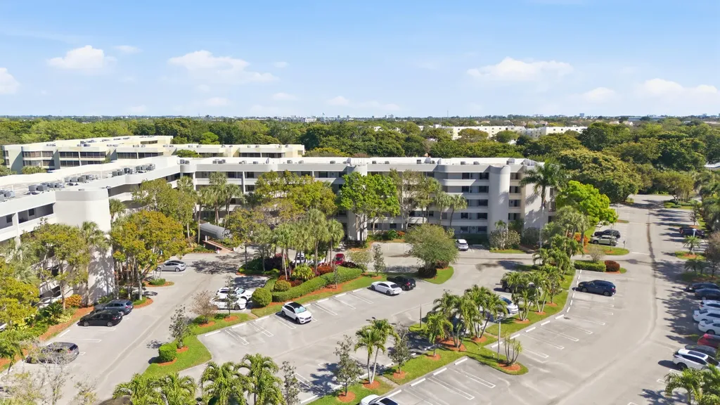 2070 Homewood Boulevard Delray Beach FL 33445