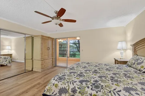 2070 Newport Q Deerfield Beach FL 33442