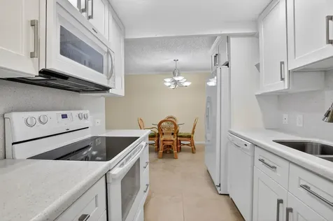 2070 Newport Q Deerfield Beach FL 33442