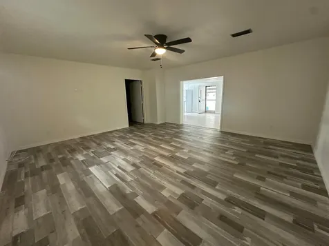 4254 SE 22nd Court Okeechobee FL 34974