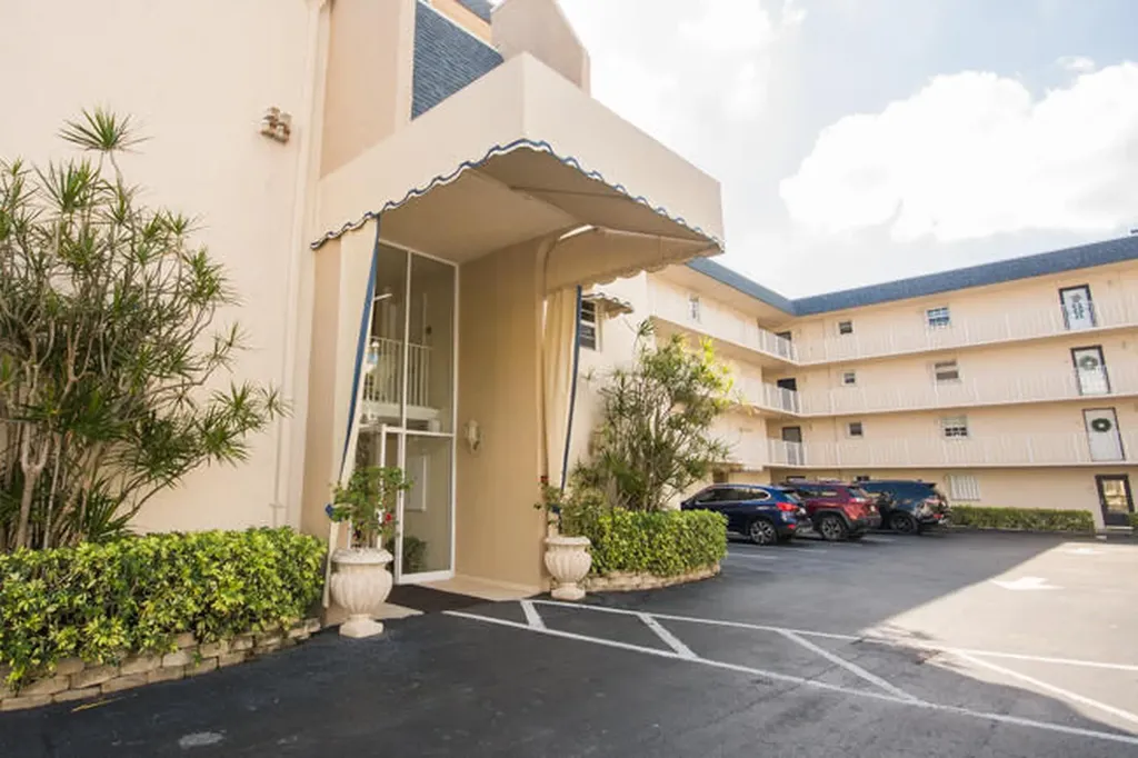 3575 S Ocean Boulevard South Palm Beach FL 33480