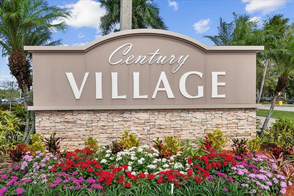 142 Kent I West Palm Beach FL 33417