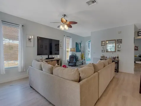 7543 15th Street Vero Beach FL 32966