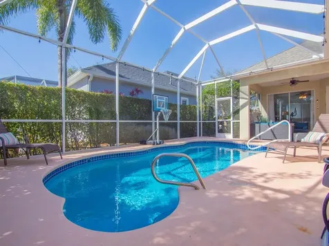 7543 15th Street Vero Beach FL 32966