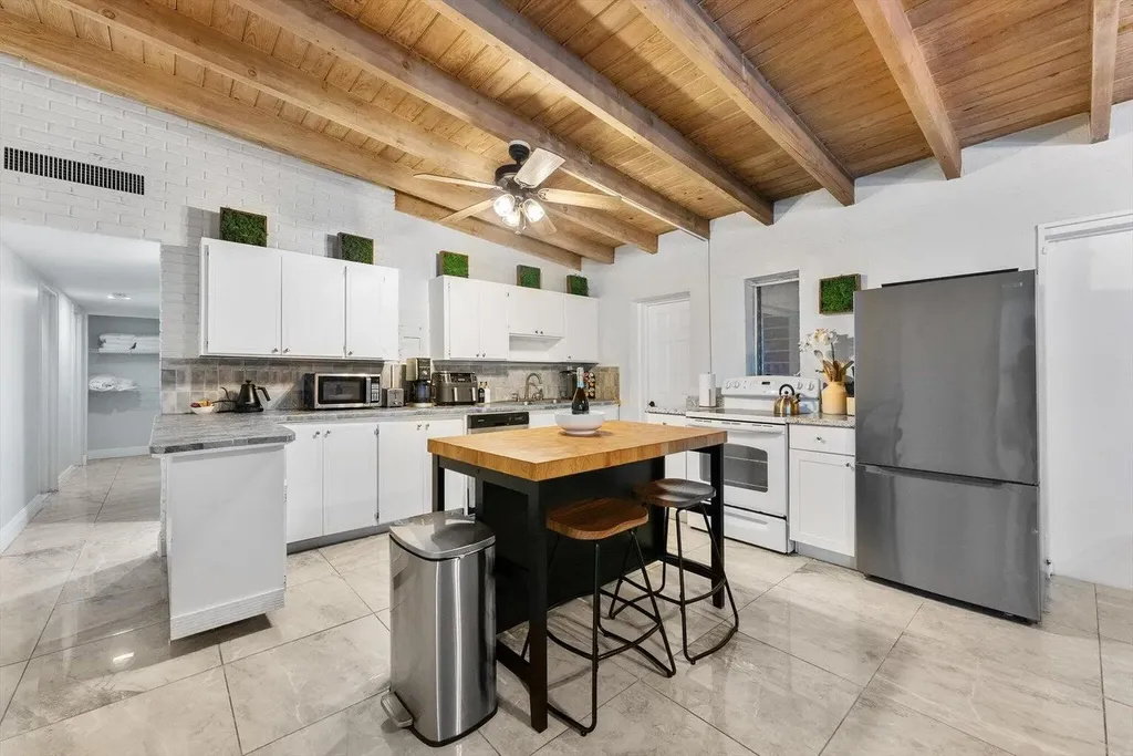 3101 SW 16th Street Fort Lauderdale FL 33312