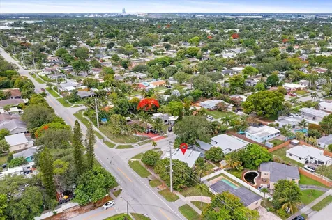 3101 SW 16th Street Fort Lauderdale FL 33312