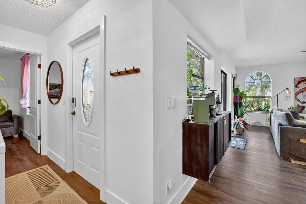 4005 Village Drive Delray Beach FL 33445