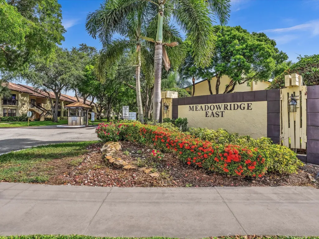 1921 SW 15th Street Deerfield Beach FL 33442