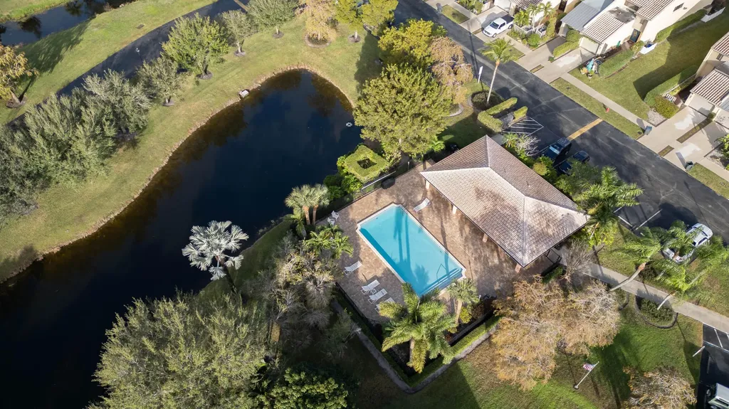 1989 Canterbury Circle Wellington FL 33414